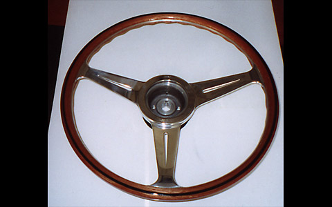 Alfa Romeo on Alfa Romeo 105 Series Gtv Jr  Zagato Steering Wheel